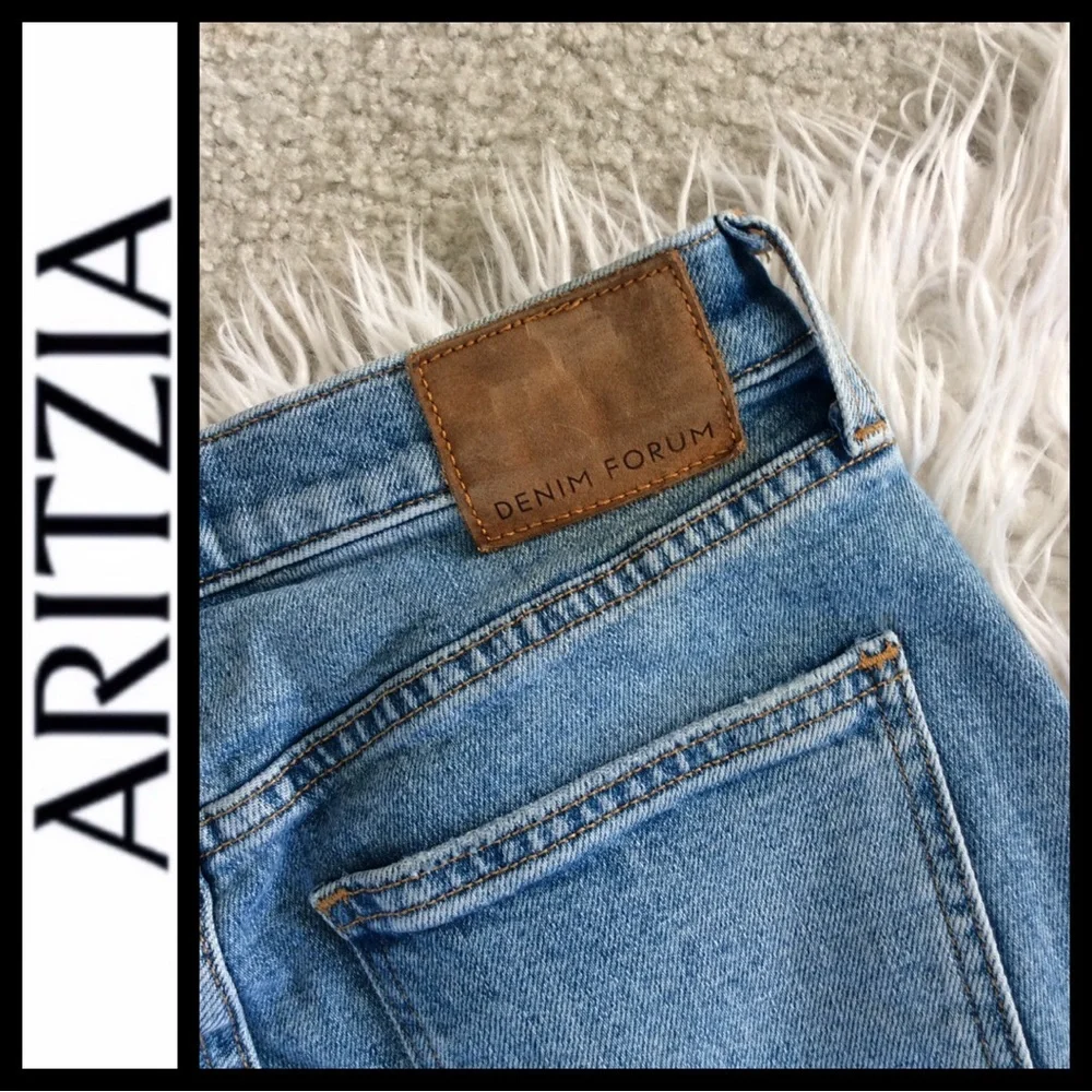 Aritzia Denim Forum Yoko High Rise Slim Jean